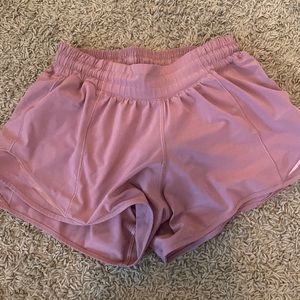 Lululemon hotty hot 4 inch